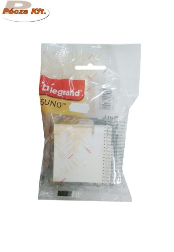 Suno fehér sülly 2P+f dugalj sülly. gyv. csapófedeles IP44 keret nélk